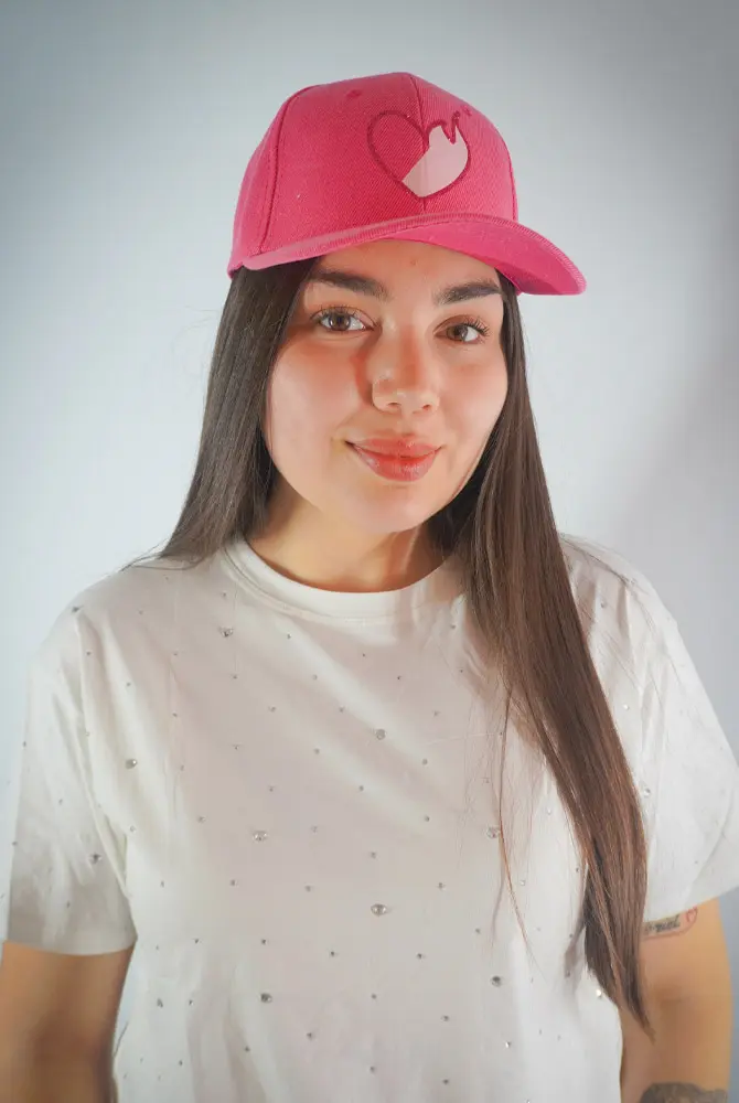 Gorro Corazón Fucsia - Imagen 5